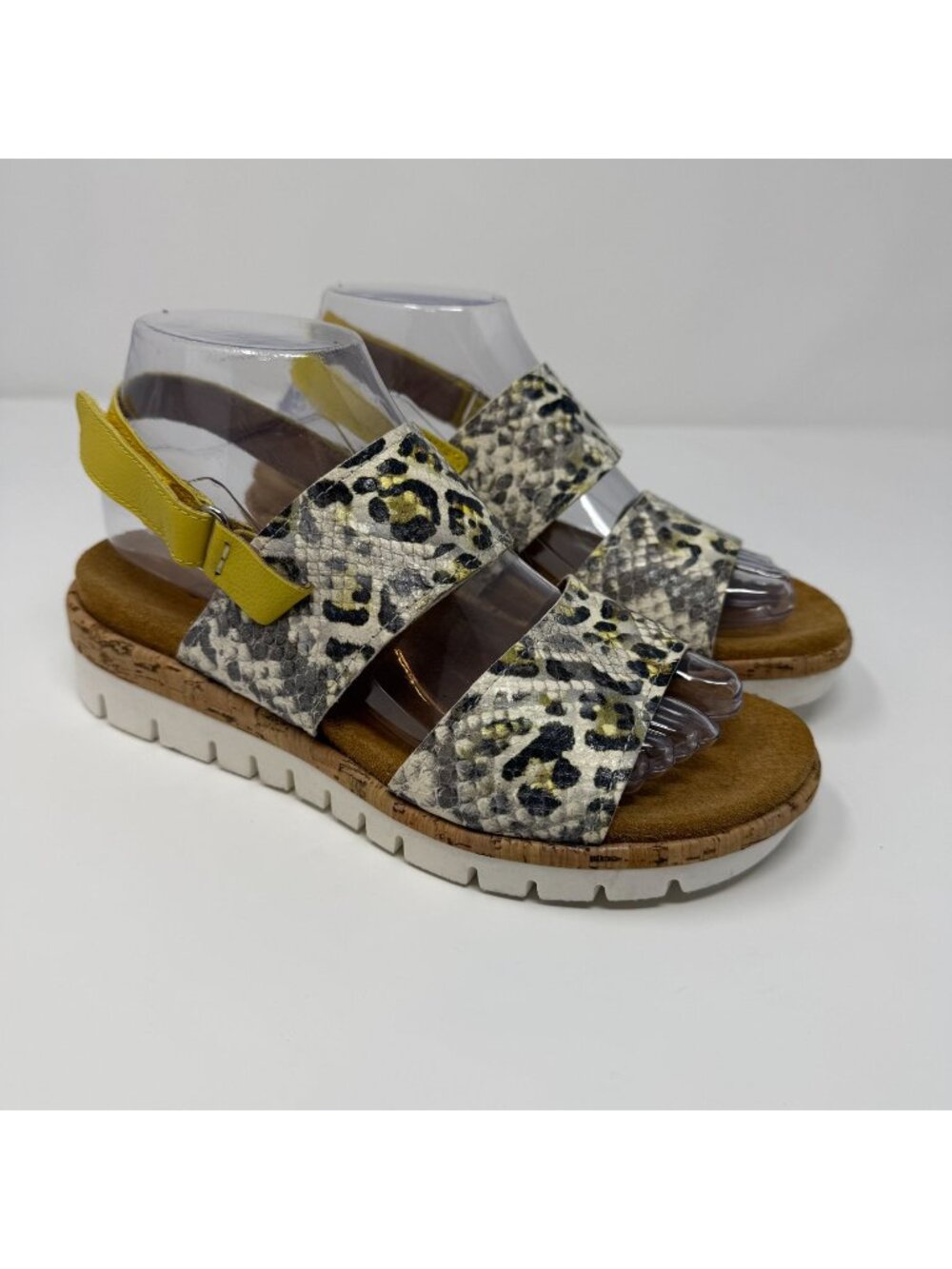 Gabor Womens Creme/Sun Leather Sandals 42.872.62 Strappy Platform 7 US